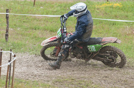 Sp&eacute;ciale, T1, n&deg;210, hop, on tourne