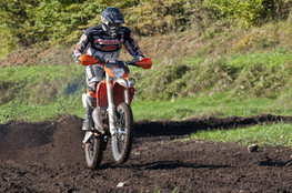 Sp&eacute;ciale - Ktm acc&eacute;l&egrave;re