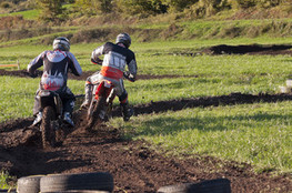 Sp&eacute;ciale - Ludo et Ktm &agrave; la bagarre