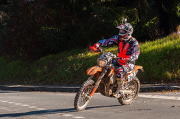 Saint-Jory - d&eacute;part moto