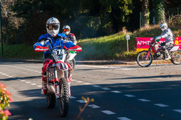 Saint-Jory - d&eacute;part moto