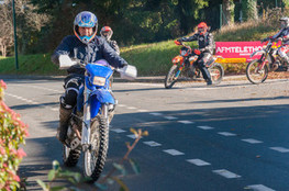 Saint-Jory - d&eacute;part moto