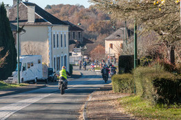 Saint-Jory - d&eacute;part moto