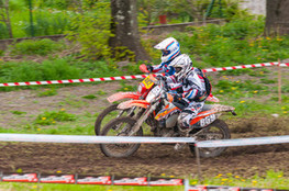 SP2 T2: n&deg;659 et 482 &agrave; la bagarre