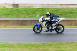 Ligne droite : 125 cm3