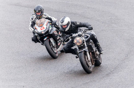 H&ocirc;tel : bagarre Hornet et GSXR