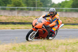 Interm&eacute;diaire