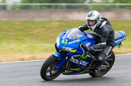 Interm&eacute;diaire