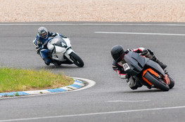 Confirm&eacute; - KTM RC8