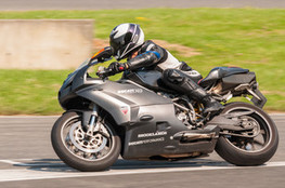 Interm&eacute;diaire