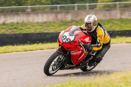 Interm&eacute;diaire