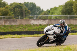 Interm&eacute;diaire