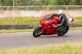 Interm&eacute;diaire