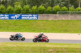 Interm&eacute;diaire