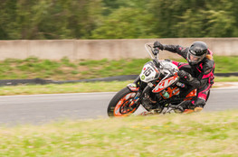 Interm&eacute;diaire