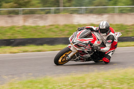 Interm&eacute;diaire