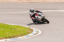 Interm&eacute;diaire