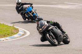 Interm&eacute;diaire