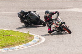 Interm&eacute;diaire