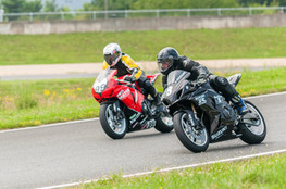 Interm&eacute;diaire