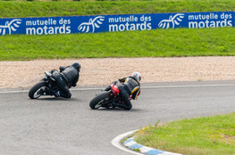 Interm&eacute;diaire