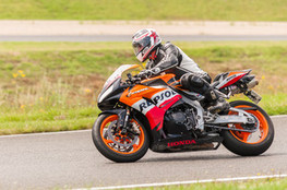 Interm&eacute;diaire