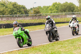 Interm&eacute;diaire