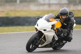 Interm&eacute;diaires